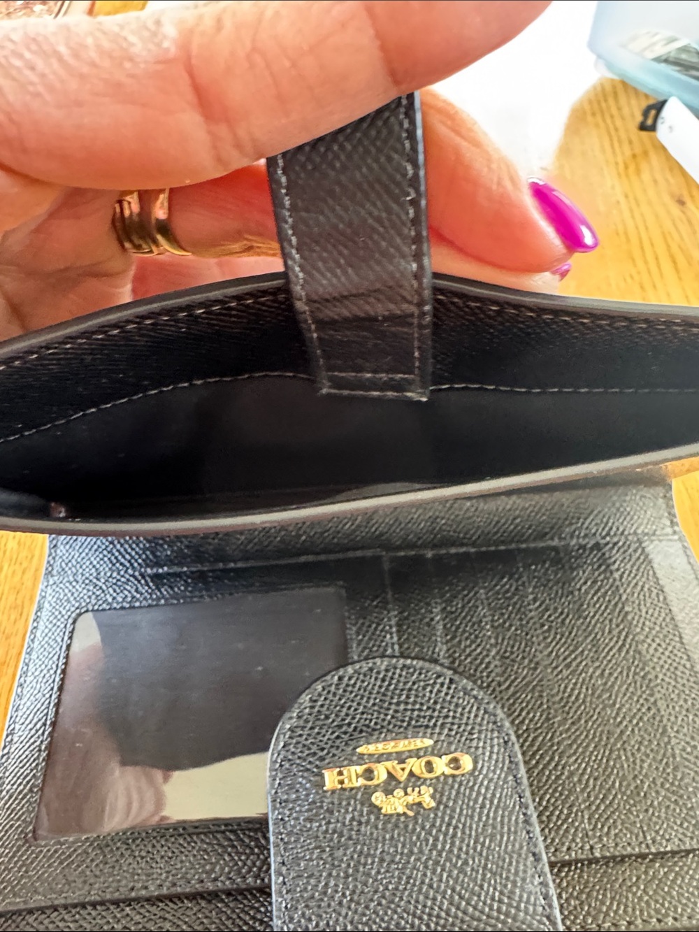Coach Black Crossgrain Pebbled Leather Tech Wallet Wristlet w/strap Gold Emblem - Picture 9 of 12